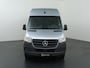 Mercedes-Benz Sprinter 317 CDI | L2 H2 | PRO | AUTOMAAT | ACHTERUITRIJCAMERA | NAVIGATIE | CRUISE CONTROL | BETIMMERDE LAADRUIMTE | DIEP ZWART | 3-ZITS | LICHT -/ REGEN SENSOR