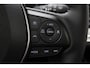 Toyota Corolla Cross Hybrid 140 Dynamic | Panoramadak | Apple Carplay / Android Auto | Dodehoek detectie | Stoel-/stuurverwarming | Parkeersensoren voor/achter | Adaptive Cruise | Clima | Camera | Keyless | 18 inch