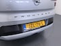 Opel Frontera GS | VAN 36.255,- VOOR 33.255,-! | | 17" Lichtmetalen velgen in Zwart met 215/60 R17 banden | Achteruitrijcamera | Bandenreparatieset