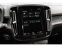 Volvo XC40 T5 Recharge Inscription Expression | Navigatie | Cruise Control | Trekhaak | Stoel-/Stuur-/Voorruitverwarming | Keyless | High Performance Audio | Park Assist | Zitverlenging | Apple CarPlay & Android Auto | 19" LM