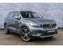 Volvo XC40 T5 Recharge Inscription Expression | Navigatie | Cruise Control | Trekhaak | Stoel-/Stuur-/Voorruitverwarming | Keyless | High Performance Audio | Park Assist | Zitverlenging | Apple CarPlay & Android Auto | 19" LM