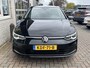 Volkswagen Golf 1.5 eTSI Style / AUTOMAAT/ PARK. SENSOREN + CAMERA/ CRUISE/ NAVI/ APP-CONNECT/ CLIMA/ STOELVERWARMING/ 17'' LMV