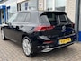 Volkswagen Golf 1.5 eTSI Style / AUTOMAAT/ PARK. SENSOREN + CAMERA/ CRUISE/ NAVI/ APP-CONNECT/ CLIMA/ STOELVERWARMING/ 17'' LMV