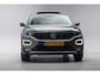 Volkswagen T-Roc 1.5 TSI Style Business [ Panoramadak Navi Trekhaak ]