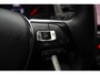 Volkswagen T-Roc 1.5 TSI Style Business [ Panoramadak Navi Trekhaak ]