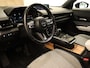 Mazda MX-30 e-SkyActiv EV 145 Exclusive-line 36 kWh - ORIGINEEL NEDERLANDSE AUTO - 3 FASE LADEN - SNELWEG LAAD MOGELIJKHEID - HEAD-UP DISPLAY - PARKEERSENSOREN VOOR EN ACHTER - STUUR EN STOEL VERWARMING - DODEHOEK DETECTIE