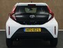 Toyota Aygo X 1.0 VVT-i S-CVT Play - ORIGINEEL NEDERLANDSE AUTO - ACHTERUITRIJ CAMERA - AIRCO - BLUETOOTH - APPLE CARPLAY/ ANDROID AUTO - ADAPTIEVE CRUISE CONTROL - DAB AUDIO