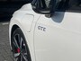 Volkswagen Golf 1.5 eHybrid 272PK DSG GTE / Black Style / Panoramadak / Leder Vienna / Memory / Head-Up Display / Trekhaak Elek. / 18'' LMV / Dynamic Chassis Control / Alarm / VW