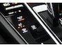 Porsche Cayenne Coupé 3.0 E-Hybrid | Sport Chrono | Pano | Alcantara | Luchtvering | HUD | Memory | 360 |