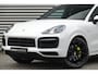Porsche Cayenne Coupé 3.0 E-Hybrid | Sport Chrono | Pano | Alcantara | Luchtvering | HUD | Memory | 360 |