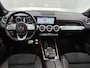 Mercedes-Benz GLB 200 Business Solution AMG | Panoramadak | Trekhaak | Achteruitrijcamera | DISTRONIC | Inclusief 24 maanden MB Certified garantie voor Europa.