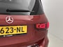 Mercedes-Benz GLB 200 Business Solution AMG | Panoramadak | Trekhaak | Achteruitrijcamera | DISTRONIC | Inclusief 24 maanden MB Certified garantie voor Europa.