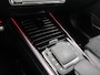 Mercedes-Benz GLB 200 Business Solution AMG | Panoramadak | Trekhaak | Achteruitrijcamera | DISTRONIC | Inclusief 24 maanden MB Certified garantie voor Europa.