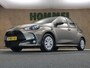 Toyota Yaris 1.5 Hybrid Active - ACHTERUITRIJ CAMERA - HOMMEL ONDERHOUDEN! - APPLE CARPLAY/ANDROID AUTO - ADAPTIVE CRUISE CONTROL - DAB RADIO - MULTIMEDIAVOORBEREIDING