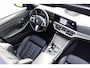 BMW 3-Serie Touring 330i xDrive High Executive M-pakket | Pano | HUD | 19" | Laser | Keyless | Hifi | Camera | DAB | Elektr. stoel + mem | Alarm kl.3 | Etc.