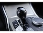 BMW 3-Serie Touring 330i xDrive High Executive M-pakket | Pano | HUD | 19" | Laser | Keyless | Hifi | Camera | DAB | Elektr. stoel + mem | Alarm kl.3 | Etc.