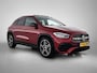 Mercedes-Benz GLA 250 e AMG Line | Panoramadak | Achteruitrijcamera | Nightpakket | Sfeerverlichting | Inclusief 24 maanden MB Certified garantie voor Europa.