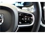 Volvo S60 2.0 Recharge T8 AWD 287kW/390pk Aut8 Inscription PANORAMADAK + HARMAN/KARDON + ADAPT.CRUISE + STOELMASSAGE&-VENTILATIE + 360 CAMERA + STOELVERWARMING + LANE ASSIST + PILOT ASSIST + KEYLESS ENTRY&GO + PARKSENSOREN V&A + 19" LM-VELGEN!!