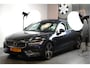 Volvo S60 2.0 Recharge T8 AWD 287kW/390pk Aut8 Inscription PANORAMADAK + HARMAN/KARDON + ADAPT.CRUISE + STOELMASSAGE&-VENTILATIE + 360 CAMERA + STOELVERWARMING + LANE ASSIST + PILOT ASSIST + KEYLESS ENTRY&GO + PARKSENSOREN V&A + 19" LM-VELGEN!!