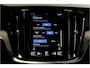 Volvo S60 2.0 Recharge T8 AWD 287kW/390pk Aut8 Inscription PANORAMADAK + HARMAN/KARDON + ADAPT.CRUISE + STOELMASSAGE&-VENTILATIE + 360 CAMERA + STOELVERWARMING + LANE ASSIST + PILOT ASSIST + KEYLESS ENTRY&GO + PARKSENSOREN V&A + 19" LM-VELGEN!!