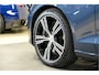 Volvo S60 2.0 Recharge T8 AWD 287kW/390pk Aut8 Inscription PANORAMADAK + HARMAN/KARDON + ADAPT.CRUISE + STOELMASSAGE&-VENTILATIE + 360 CAMERA + STOELVERWARMING + LANE ASSIST + PILOT ASSIST + KEYLESS ENTRY&GO + PARKSENSOREN V&A + 19" LM-VELGEN!!