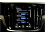 Volvo S60 2.0 Recharge T8 AWD 287kW/390pk Aut8 Inscription PANORAMADAK + HARMAN/KARDON + ADAPT.CRUISE + STOELMASSAGE&-VENTILATIE + 360 CAMERA + STOELVERWARMING + LANE ASSIST + PILOT ASSIST + KEYLESS ENTRY&GO + PARKSENSOREN V&A + 19" LM-VELGEN!!