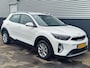 Kia Stonic 1.0 T-GDi MHEV DynamicLine Nieuw geleverd, Dealeronderhouden, 1e eign. Apple Carplay en/of Android auto Navigatie, Achteruitrijcamera