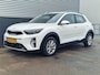 Kia Stonic 1.0 T-GDi MHEV DynamicLine Nieuw geleverd, Dealeronderhouden, 1e eign. Apple Carplay en/of Android auto Navigatie, Achteruitrijcamera