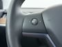 Tesla Model 3 SR+ 325PK AutoPilot Leer Pano-Dak Adaptive Cruise Lmv 18" Camera's Elektr.-Stuur+Stoelen+Spiegels+Geheugen+Easy-Entry+Verwarmde stoelen Park assistent Pdc WIFI Ecc Lane-Assist Speed-Assist Soh 85% Ecc Navi Led DAB Voorverwarmen interieur via App Keyless One-Pedal-Drive 1e Eigenaar Origineel Nederlands Fabrieksgarantie op Accu en Motor tot 28-9-2028/160.000KM