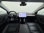 Tesla Model 3 SR+ 325PK AutoPilot Leer Pano-Dak Adaptive Cruise Lmv 18" Camera's Elektr.-Stuur+Stoelen+Spiegels+Geheugen+Easy-Entry+Verwarmde stoelen Park assistent Pdc WIFI Ecc Lane-Assist Speed-Assist Soh 85% Ecc Navi Led DAB Voorverwarmen interieur via App Keyless One-Pedal-Drive 1e Eigenaar Origineel Nederlands Fabrieksgarantie op Accu en Motor tot 28-9-2028/160.000KM