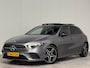 Mercedes-Benz A-klasse 180 AMG PANO l MATRIX l EL-STOEL l SFEER l KEYLESS l SOUND l ORG.NL l DEALER OH l