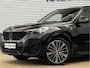 BMW X1 sDrive18i M-Sport Pro - 20 inch - Pano - Memory - Trekhaak - Head-up