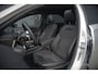 Mercedes-Benz A-klasse 180 Business Solution AMG | Stoelverwarming | Camera | Ambiance Verlichting | Keyless | Apple Carplay | Navigatie | Cruise Control |