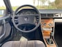 Mercedes-Benz Pullman 200D W124 1986, TREKHAAK, BEKLEDING