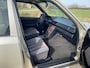 Mercedes-Benz Pullman 200D W124 1986, TREKHAAK, BEKLEDING