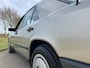 Mercedes-Benz Pullman 200D W124 1986, TREKHAAK, BEKLEDING