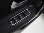 Mercedes-Benz A-klasse 250 e Luxury Line | Panoramadak | Sfeerlicht | Camera | Keyless | Zwarte Hemel | Cruise | DAB