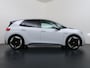 Volkswagen ID.3 First Max 62kWh Pano-Dak Elektr.Stoelen Adap.Cruise Camera Head-Up Matrix-Led Elektr.Stoelen 20"lm Navi Ecc Keyless Advanced SOH 89% Ergo Active Stoelen Stuur+Stoelverwarming Led-a-licht dynamisch Apple Carplay Android Auto Dodehoek detector Origineel Nederlandse Auto € 49.176 nieuw!