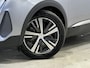 Peugeot 3008 1.6 plug-in Hybrid Allure | Android Auto/Apple Carplay | LM Velgen 19" | Achteruitrijcamera + PDC Achter | Cruise Control | DAB | Airco | Getint Glas Achter |