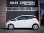Toyota Aygo 1.0 VVT-i x-play - Automaat l NAP l Camera l App Carplay l Airco