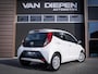 Toyota Aygo 1.0 VVT-i x-play - Automaat l NAP l Camera l App Carplay l Airco