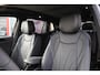 Volkswagen Tiguan 1.5 eHybrid R-Line Edition 272PK / 200kW DSG, Interieur style pakket (lederen 'Varenna' bekleding, elektrisch verstelbare voorstoelen met geheugenfunctie en ventilatie), comfort pakket plus (verwarmbare vooruit, verwarmbare achterbank), black style pakket, elektrisch uitklapbare trekhaak met aanhanger manoeuvreerhulp, verwarmbare voorstoelen, verwarmbaar stuurwiel, Apple Carplay & Android Auto, 20" 'Leeds' LMV, parkeersensoren voor en achter (pdc), rondomzichtcamera (area view), elektrisch verstel-, verwarm- en inklapbare buitenspiegels, navigatie, DAB+, adaptieve cruise control (acc) etc.