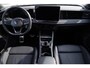 Volkswagen Tiguan 1.5 eHybrid R-Line Edition 272PK / 200kW DSG, Interieur style pakket (lederen 'Varenna' bekleding, elektrisch verstelbare voorstoelen met geheugenfunctie en ventilatie), comfort pakket plus (verwarmbare vooruit, verwarmbare achterbank), black style pakket, elektrisch uitklapbare trekhaak met aanhanger manoeuvreerhulp, verwarmbare voorstoelen, verwarmbaar stuurwiel, Apple Carplay & Android Auto, 20" 'Leeds' LMV, parkeersensoren voor en achter (pdc), rondomzichtcamera (area view), elektrisch verstel-, verwarm- en inklapbare buitenspiegels, navigatie, DAB+, adaptieve cruise control (acc) etc.