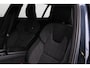 Volvo V60 2.0 B4 Core | Adaptieve cruise control | Elektrische uitklapbare trekhaak | Dodehoek-detectie | DAB+ |