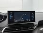 Peugeot 3008 SUV Allure Pack Business 1.6 Plug-in HYbrid 180pk Automaat | Navigatie | Achteruitrijcamera | Climate Control | Keyless | Parkeersensoren v+a | Dodehoeksensor | Cruise Control | Armsteun | Led koplampen | Apple Carplay / Android Auto | Bluetooth | DAB+ radio | Donker getint glas | 18" lichtmetalen velgen |