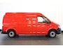 Volkswagen Transporter 2.0 TSI 150PK L2H2 Benzine 2x schuifdeur - Airco - Camera - Trekhaak - €19.900,- Excl.
