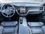 Volvo XC60 T6 Plug-in hybrid AWD Plus Black Edition | Luchtvering | Achterbank verwarmd | Achteruitrijcamera | Alarmsysteem