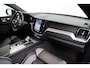 Volvo XC60 T6 Plug-in hybrid AWD Plus Black Edition | Luchtvering | Achterbank verwarmd | Achteruitrijcamera | Alarmsysteem