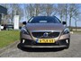 Volvo V40 Cross Country T4 180PK Automaat Summum | 1e eigenaar | Trekhaak | Panodak | Camera | Leder | Stoelverwarming |