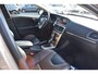Volvo V40 Cross Country T4 180PK Automaat Summum | 1e eigenaar | Trekhaak | Panodak | Camera | Leder | Stoelverwarming |